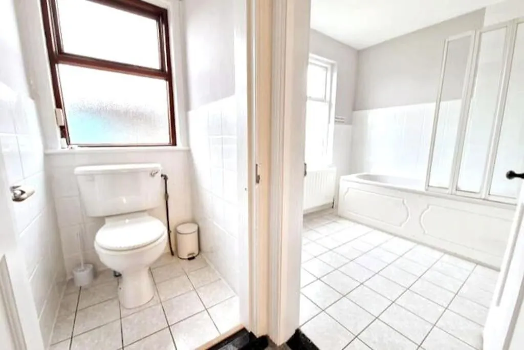 Stay At Granny'S, 4 Bed Terrace On Iconic Canal Galway 0*,
