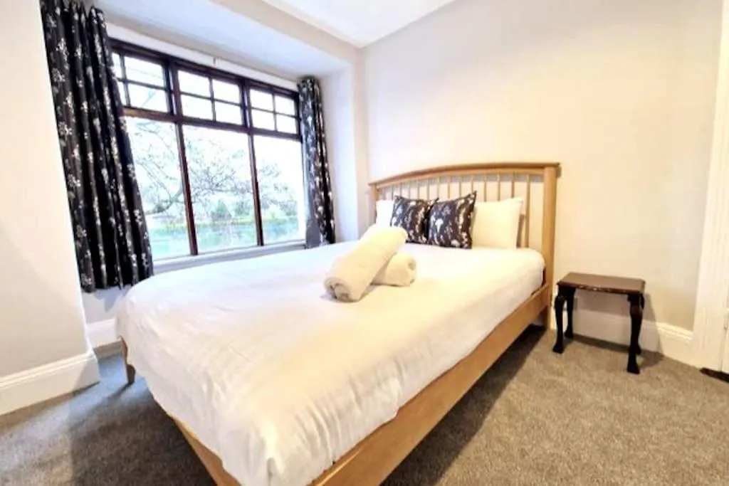 Stay At Granny'S, 4 Bed Terrace On Iconic Canal Galway Ireland